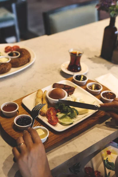 zengin ve leziz Türk Kahvaltı