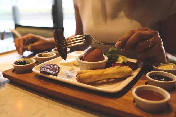 zengin ve leziz Türk Kahvaltı