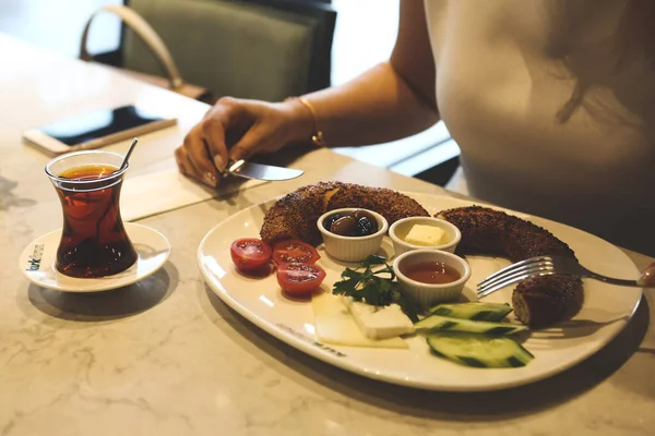 zengin ve leziz Türk Kahvaltı