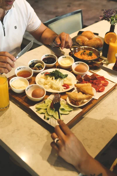 zengin ve leziz Türk Kahvaltı