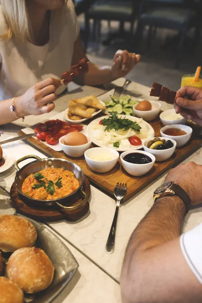 zengin ve leziz Türk Kahvaltı