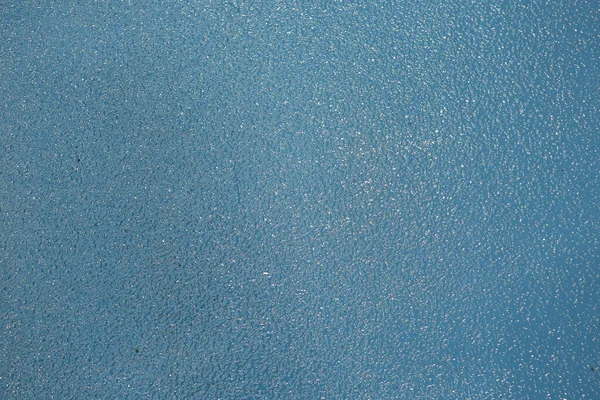 Siyah metal desenli çelik arka plan. Delinmiş metal levha.