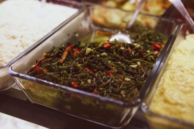 Geleneksel Türk ve Yunan yemek meze masası