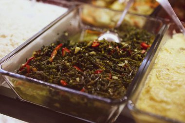 Geleneksel Türk ve Yunan yemek meze masası