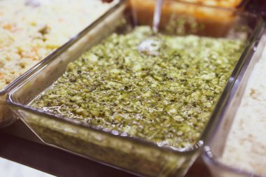 Geleneksel Türk ve Yunan yemek meze masası