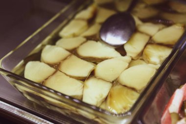 Geleneksel Türk ve Yunan yemek meze masası