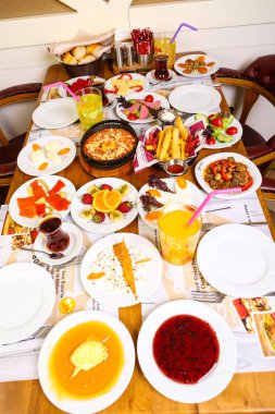 zengin ve leziz Türk Kahvaltı