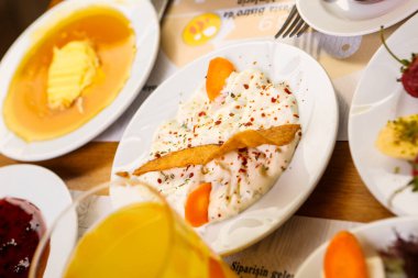 zengin ve leziz Türk Kahvaltı