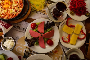 zengin ve leziz Türk Kahvaltı