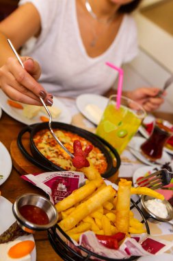 zengin ve leziz Türk Kahvaltı