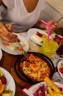 zengin ve leziz Türk Kahvaltı