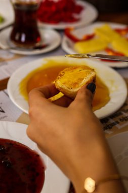 zengin ve leziz Türk Kahvaltı