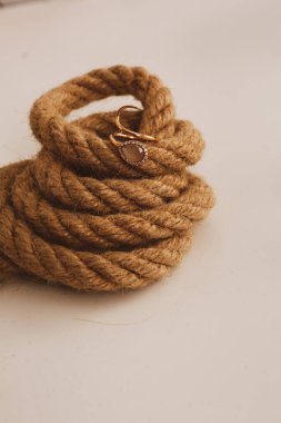 Elmas Mücevherler ve Moda Mücevherleri