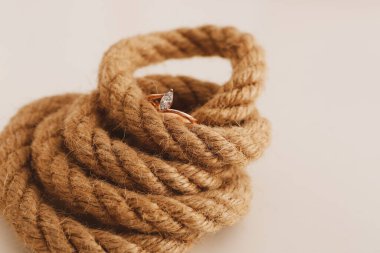 Elmas Mücevherler ve Moda Mücevherleri