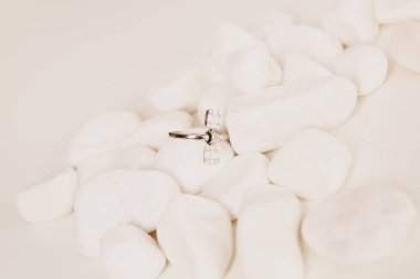 Elmas Mücevherler ve Moda Mücevherleri