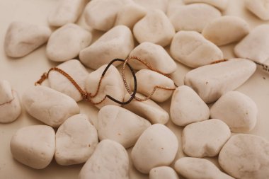 Elmas Mücevherler ve Moda Mücevherleri