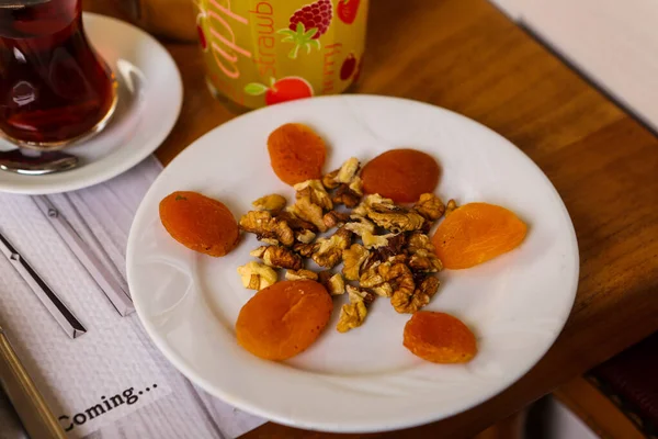 zengin ve leziz Türk Kahvaltı