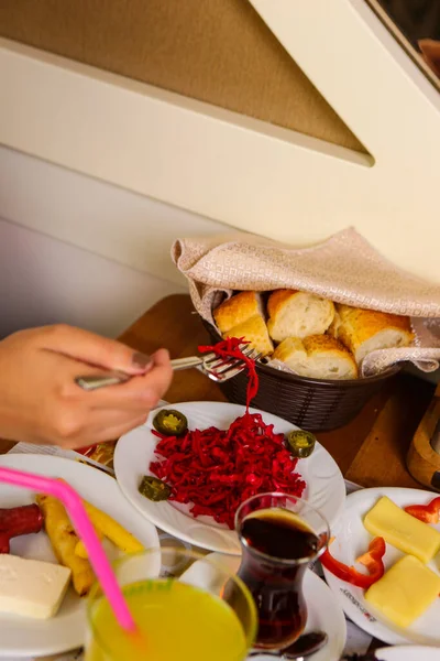 zengin ve leziz Türk Kahvaltı