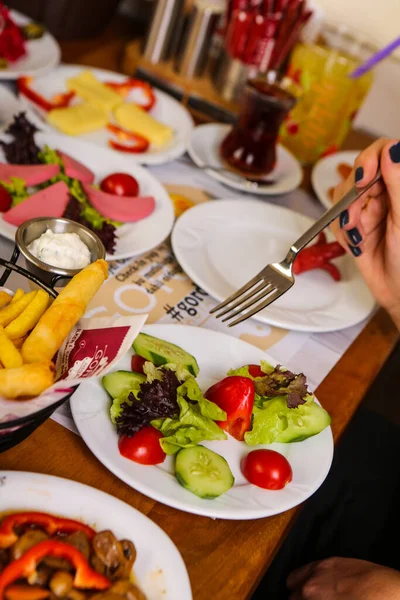 zengin ve leziz Türk Kahvaltı