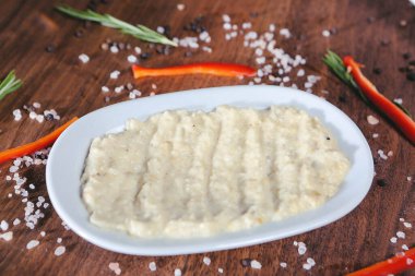 Geleneksel Türk ve Yunan yemek meze masası