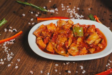 Geleneksel Türk ve Yunan yemek meze masası