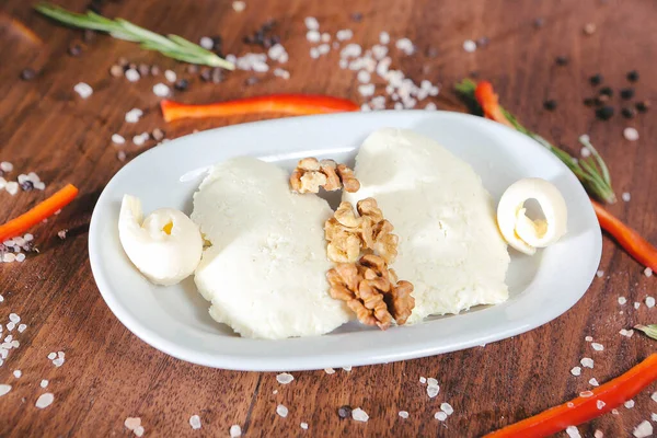 Geleneksel Türk ve Yunan yemek meze masası