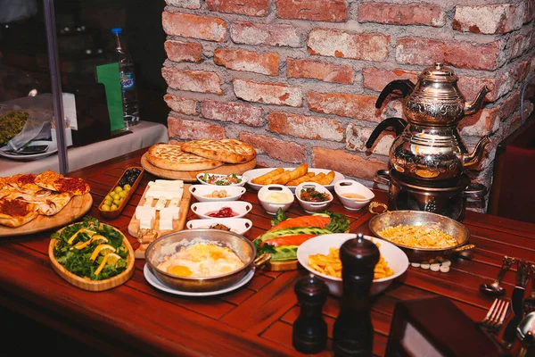 전통적 터키식 식사와 그리스식 — 스톡 사진