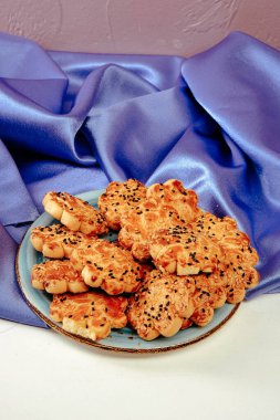 Koyu çikolata parçaları ile tanımlama