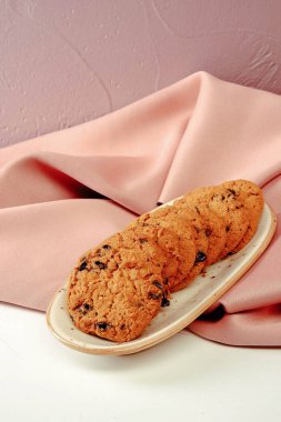 Koyu çikolata parçaları ile tanımlama