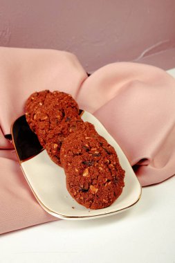 Koyu çikolata parçaları ile tanımlama