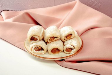 Koyu çikolata parçaları ile tanımlama