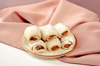 Koyu çikolata parçaları ile tanımlama