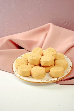 Koyu çikolata parçaları ile tanımlama 