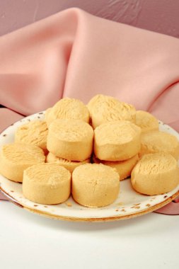 Koyu çikolata parçaları ile tanımlama 