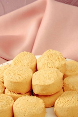 Koyu çikolata parçaları ile tanımlama 