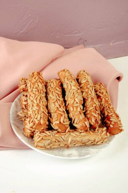 Koyu çikolata parçaları ile tanımlama 