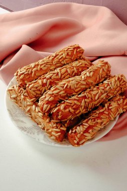 Koyu çikolata parçaları ile tanımlama 