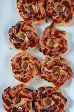 Koyu çikolata parçaları ile tanımlama 