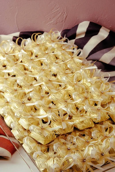 bir sürü değişik çikolatalı pralin