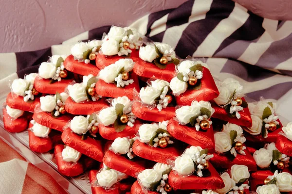 bir sürü değişik çikolatalı pralin