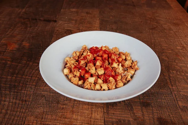 Saboroso Apetecível Macarrão Italiano Clássico Com Delicioso Molho — Fotografia de Stock