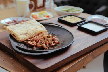 Türk ve Arap Geleneksel Ramazan Kebabı