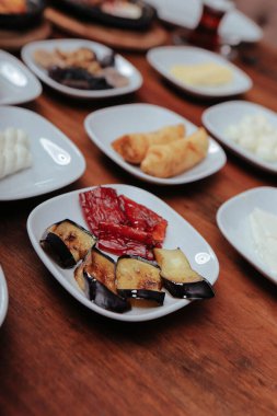 zengin ve leziz Türk Kahvaltı