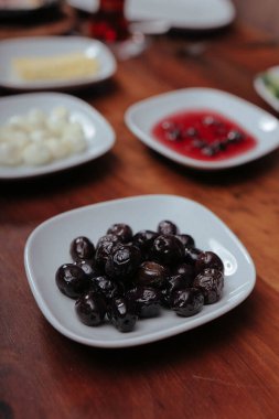 zengin ve leziz Türk Kahvaltı