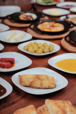 zengin ve leziz Türk Kahvaltı