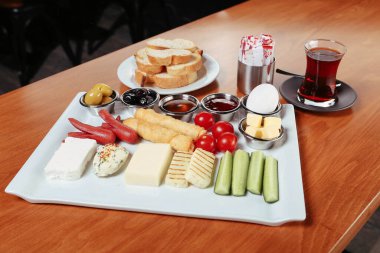 zengin ve leziz Türk Kahvaltı