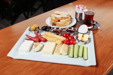 zengin ve leziz Türk Kahvaltı