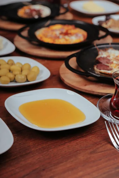 zengin ve leziz Türk Kahvaltı