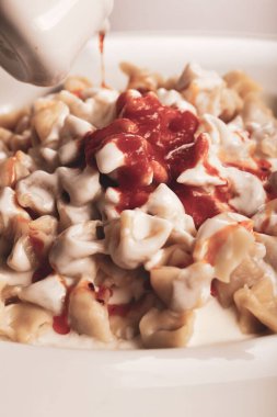 Türk mantı manlama plaka üzerinde