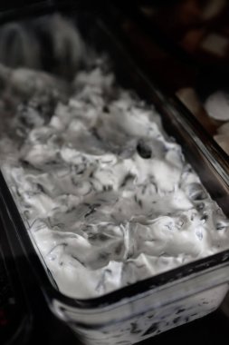 Geleneksel Türk ve Yunan yemek meze masası